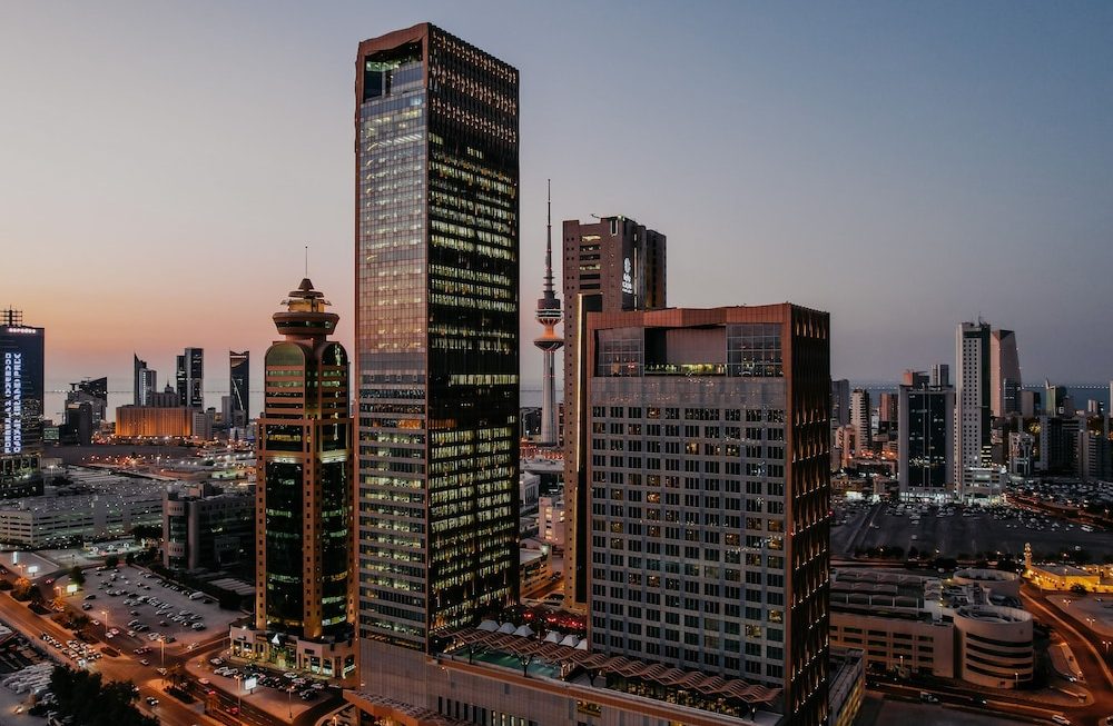 فندق فورسيزونز الكويت في برج الشايع