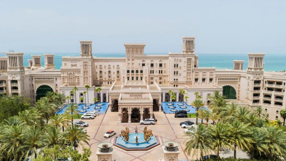 فندق جميرا القصر دبي